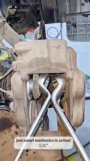 The Hidden Trick to Compress Pistons Using Pure Leverage 🛠️🔥