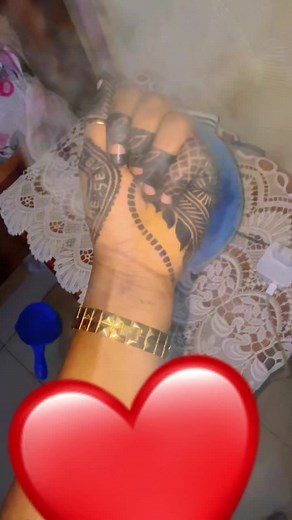 Maro Business Center: Exploring Mali's Culture and Modeling