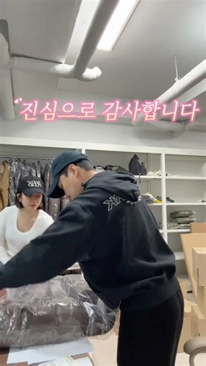 앞으로도 열심히 하겠습니다❤️#여성의류라이브방송#라이브방송#여성의류#겨울패딩 #겨울옷#패딩#롱패딩#니트#구스패딩#오리털패딩#패션#코디#겨울코디