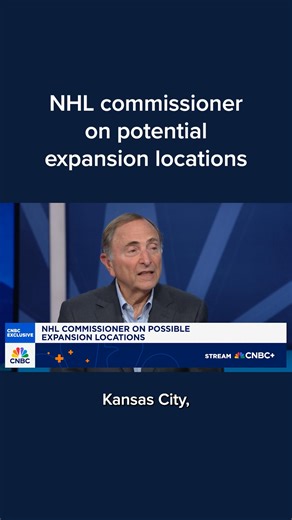 NHL Commissioner Gary Bettman says the league is "not in an expansion mode, per se," but that it's getting "a lot of expressions of interest." Watch the full interview: cnb.cx/3IRPuKM | CNBC