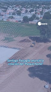 Santiago Passaglia anunció la creación del "Parque Norte" ➡En un video publicado en sus redes sociales, el intendente de San Nicolás, Santiago Passaglia, presentó el proyecto del "Parque Norte", una ambiciosa transformación de un terreno abandonado en la zona norte de la ciudad. Según explicó Passaglia, el espacio se convertirá en uno de los parques más grandes de la ciudad, con una propuesta que combinará áreas recreativas y deportivas. ➡El proyecto incluirá una cancha de fútbol, una cancha de 
