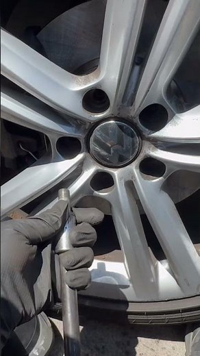 2012-2019 Volkswagen Passat Front Brake Pads And Rotors Replacement ‪@ElmoMotorWorks‬