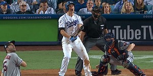 Corey Seager unleashed a home run with an epic scream, and the Dodgers dugout followed