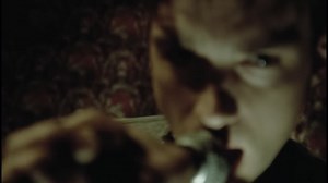 Blur - Song 2 (Official Music Video)