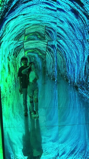 Creative Balloon Art for a Perfect Date Night