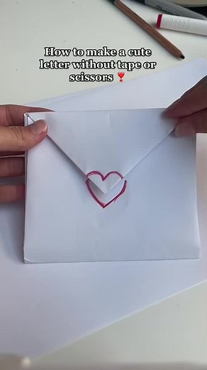 How to Make a Cute Letter Without Tape or Scissors