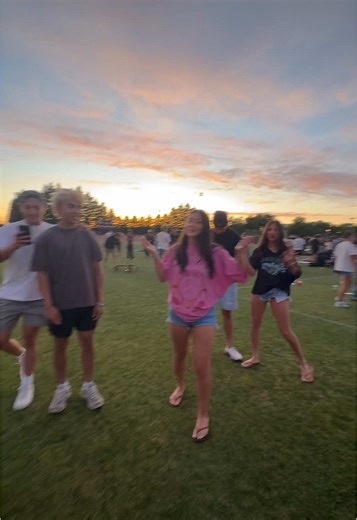 final trolls #help @urfavaspam🔥🪩💋🫧🎀