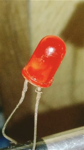 Led blink project #led_circuit #ledlights #led_project #led_blink_project#shortvideo #simplecircuit