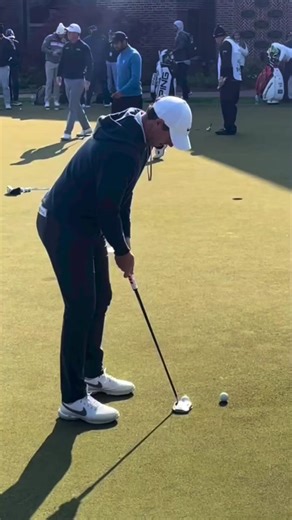 Rory McIlroy Putting Tips and Golf Stroke