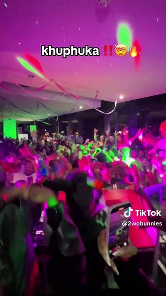Khuphuka Anthem: Dance Music by Royal MusiQ