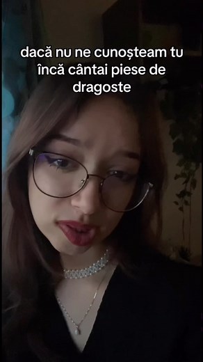 Garai Karina on Instagram: "mi-a raspuns codrin pe mess, sinapsele și legăturile neuronale zburdă alături de bucuria mea interioară"