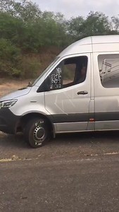 9.2M views · 3.8K shares | Sicarios identificados como integrantes de “Fuerzas Unidas FM” anuncian su arribo a Tiquicheo, Michoacán, en la frontera de Guerrero y Edomex. Detienen camiones, autobuses, taxis y vehículos particulares y los pintan con la leyenda “ya estamos aquí” #enPunto | Denise Maerker | Facebook