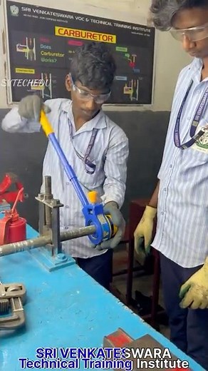 PERFECT GI PIPE THREADING |LAB TRAINING VIDEO | #svtechedu STUDENTS | #plumbing #electrical #shorts