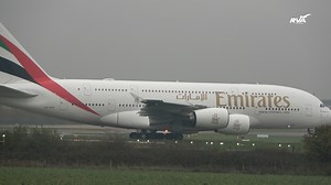 35K views · 2K reactions | London Gatwick Airport Plane spotting | RVA Aviation | Facebook