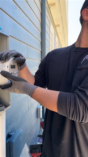 592K views · 2K reactions | I think I got him a lil… #electrician #apprentice #service #power #construction | Electrician Joe | Facebook