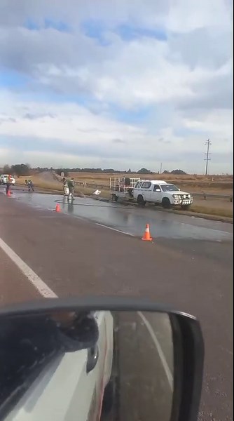 N4 Road Clean-Up After Truck Accident