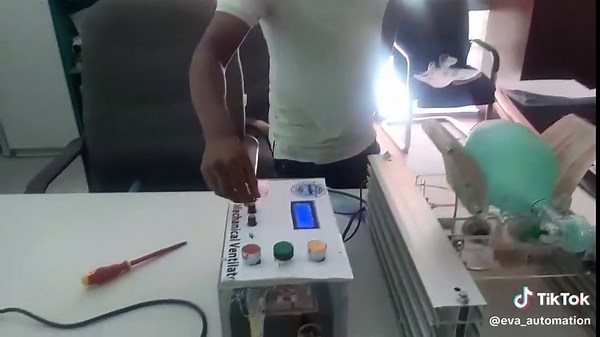 Mobile-Mechanical Ventilator