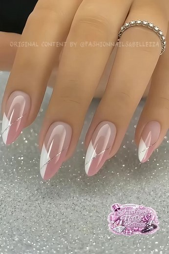 Achieve Perfectly Glossy Nails with This Shine Technique
