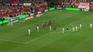 Mbappé inscrit un coup franc face au Barça et dépasse Cristiano Ronaldo au nombre de buts sur une première saison au Real Madrid