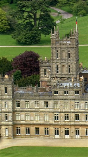 Downton Abbey: Epic drone flight over the castle
