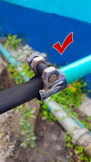 Securely Bind Water Pipes - The Ultimate Trick #reels #experimnent #experiements