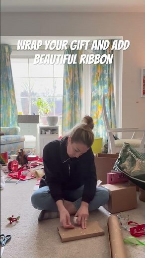 🎁 Make Your Own Wrapping Paper with Craft Paper and Paint!