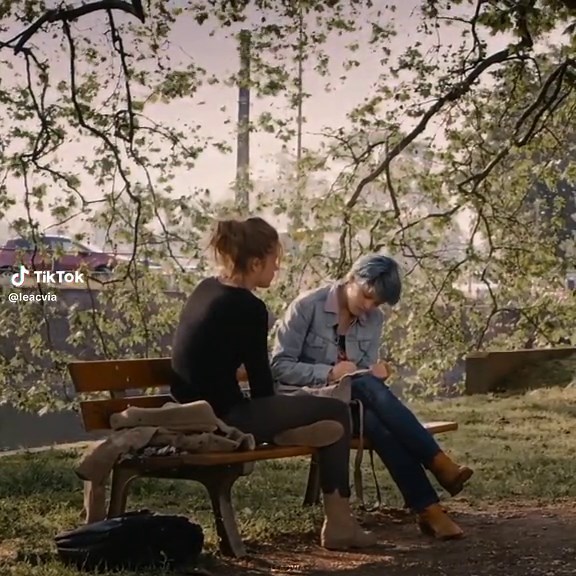 Sahneye Hayran Bırakan Blue Is the Warmest Color Fragmanı