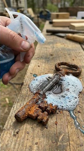 Rusty Antique Key Restoration 🔑 | Satisfying Rust Removal