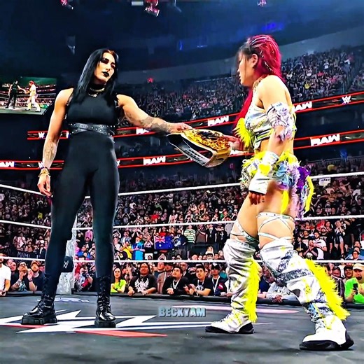 Roxanne And Guilia Attacks 🥶 IYO SKY 🥵 Rhea saved IYO SKY🥹 Edit #wwe #iyosky #roxanne #shorts #edit