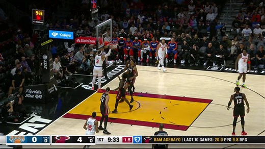 Josh Hart hesitates and explodes to the basket for a dunk