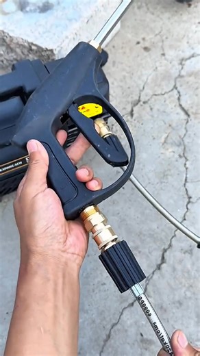 256K views · 1.6K reactions | #halloweentheme #halloweendecorations #holidaydecor #jwncl #kxbwu | PowerTools | Facebook