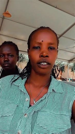 Bianca March (@bianca.march)’s videos with Aciin Ke Kon Ayai - browinnerssd