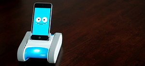 HTG Reviews The Romo: A Quirky Telepresence Robot It's Hard Not to Love