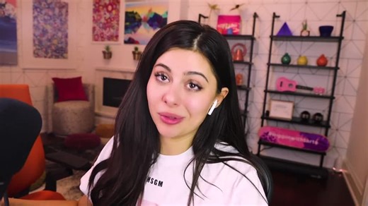 AzzyLand S03:E10 - Optical Illusions That Will Trick Your Brain / Genius Pet Inventions