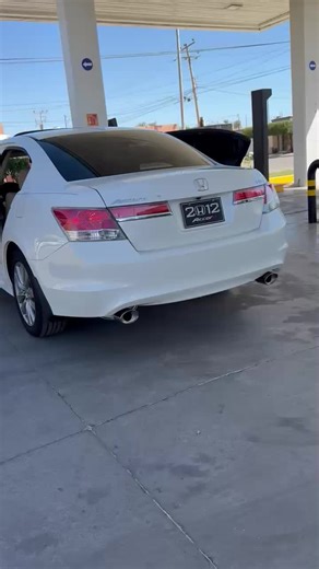 Exploring the 2012 Honda Accord V6 Features