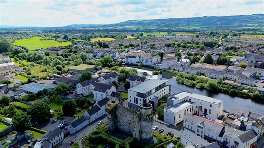 273 reactions · 20 shares | Carlow Castle By Drone #ireland #dublinireland #castle #carlow #old | Hashel Thilanka | Facebook