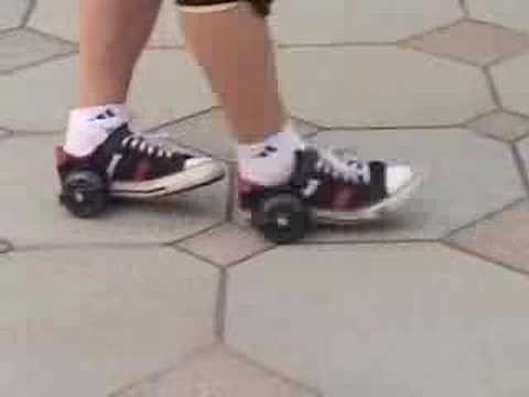 Flashing Roller Skate