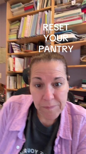 You don’t need motivation, you need a pantry reset. Let me tell you something straight. If your pantry is full of junk, your decisions are harder, your energy crashes faster, and your discipline gets blamed unfairly. This isn’t about willpower. It’s about environment. You don’t rise to the level of your goals — you fall to the level of what’s within arm’s reach. So here’s the move 👇 Stop obsessing over the perfect diet and start obsessing over what’s stocked. No drama. No detox. No $400 grocery