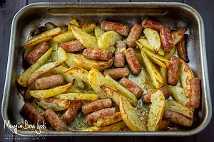 Salsiccia e patate al forno (RICETTA FURBISSIMA) - Mangia Bevi Godi - Blog di cucina e ricette