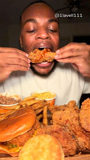 🍗🧀 CRISPY FRIED CHICKEN & CREAMY MAC N’ CHEESE FEAST! 🔥🍝✨ #asmrsounds #asmr #mukbang