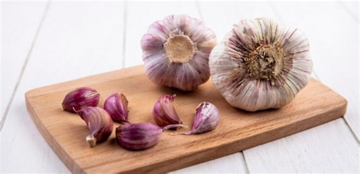 SIMPATIA DO ALHO: Entenda para que serve e como fazer em casa