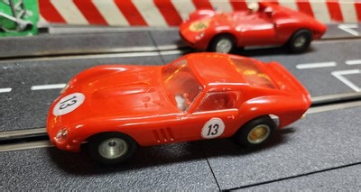 Revell 1/32 Scale  Ferrari GTO 250 Slot Car Red, Second Edition Chassis | eBay
