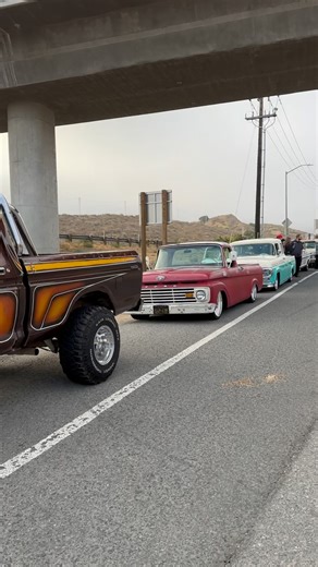 Nothing like rolling into the truck show with all your buddies 🙏 A few weeks back headed to @f100_western_nationals_56_68 in Anaheim, CA. We have a full YouTube video with coverage. Click the link in bio or search Ford Era on YouTube. Thanks to @peakauto for making it possible #fordera #bumpside #dentside #fordtrucks | Ford Era Truck Club