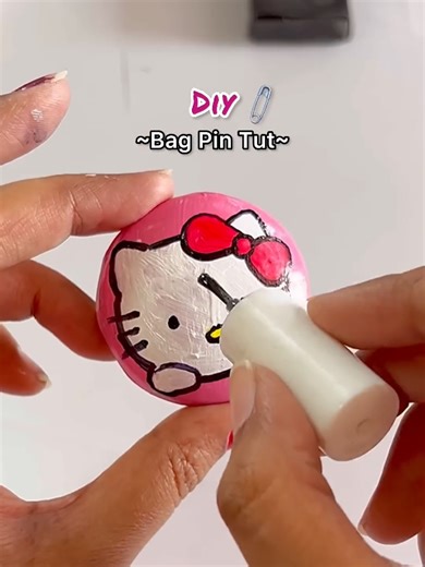 DIY Bag Pin Tutorial with Artificial Flowers