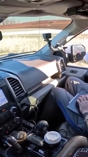 An unexpected visit on our hunting trip