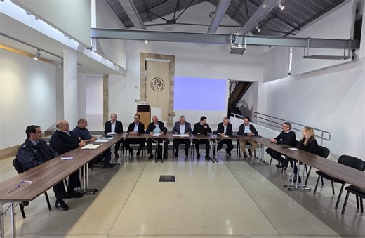 Αστοχίες διαπιστώθηκαν σε επαρχιακή σύσκεψη για τα καταφύγια στην Πάφο | AlphaNews