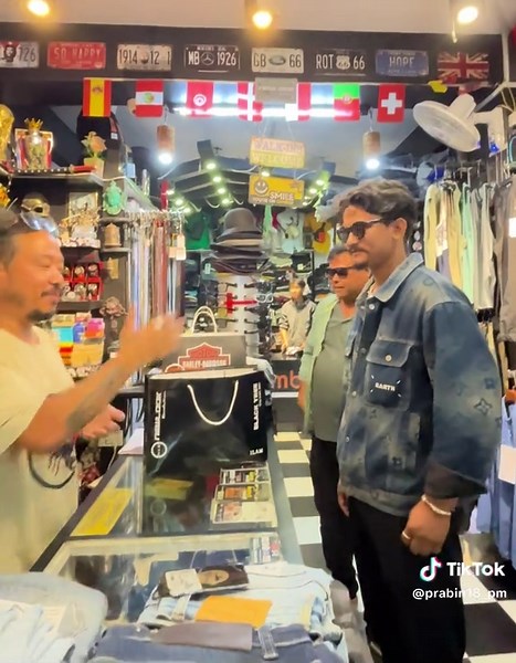 newlookstoreilam (@newlookstoreilam)’s videos with Summer - Wiliam Show