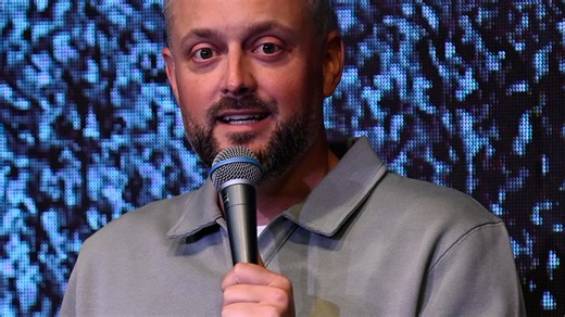 Comedian Nate Bargatze is coming to Milwaukee this week: Dates, times, tickets at Fiserv Forum
