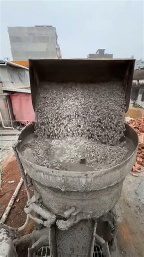 🏗️⚙️ Efficient Concrete Mixing and Discharging Process