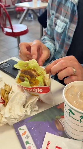 21K views · 344 reactions | I mean it’s good.. but the way Caleb orders is INSANE. There’s not a single night he doesn’t go to sleep without asking if he should make the hour drive for a midnight snack  #innout #eatwithme #fyp #burgers #pregnancycravings | UstheRemingtons | Facebook